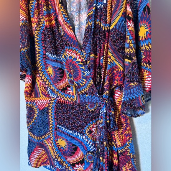 Maeve by Anthropology Colorful Patterned Wrap shirt size M - Picture 2 of 8